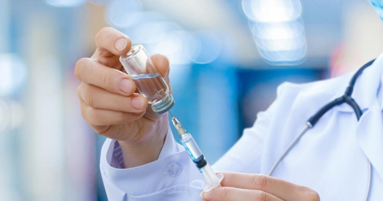 Grip ve zatürre aşısını kimler yaptırmalı? Uzmanından açıklama
