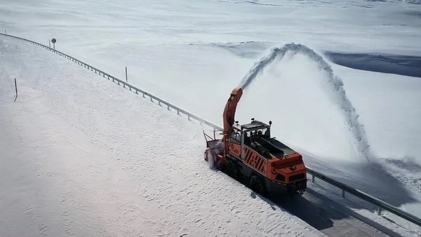 Bakan Uraloğlu duyurdu: Zorunlu kış lastiği uygulaması 5 aya çıktı