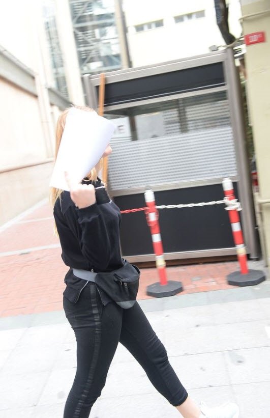 Burcu Biricik�in makyajsız hali şaşkına çevirdi