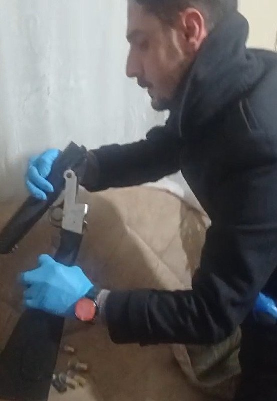 Kütahya’da sosyal medyada silah paylaşımlara 12 gözaltı