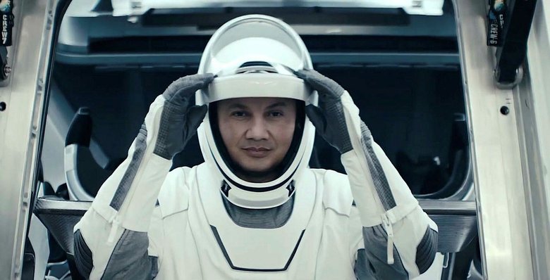 Hain çıkmadı uzaya çıktı!