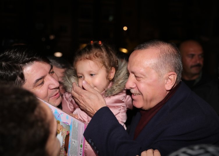 Başkan Erdoğan’ın çocuk sevgisi