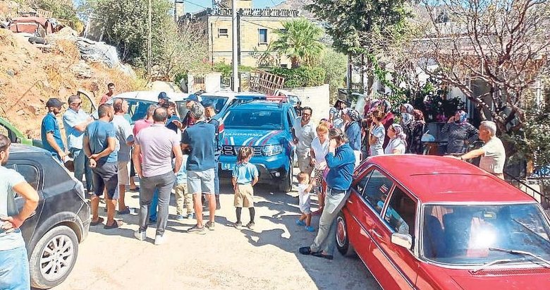 Susuz kalan mahalleli MUSKİ aracını rehin aldı