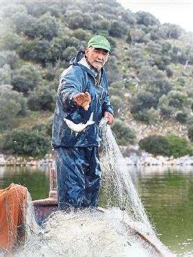 41 yıldır aşkla kürek çekiyorlar