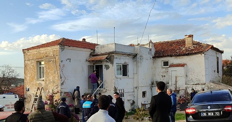 Çeşme’de karı koca evlerinde ölü bulundu