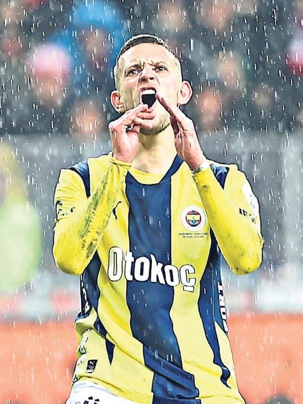 Arda Fener’e dönebilir