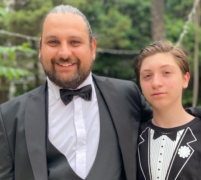 Ünlü oyuncu Yonca Cevher oğlunu evlendirdi!