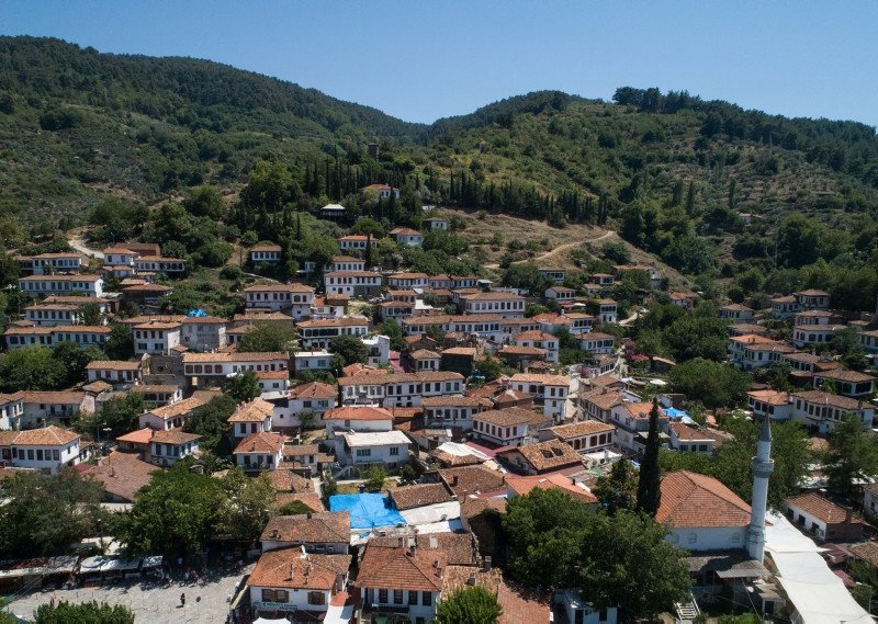 İzmir’de mutlaka gitmeniz gereken sonbahar rotaları