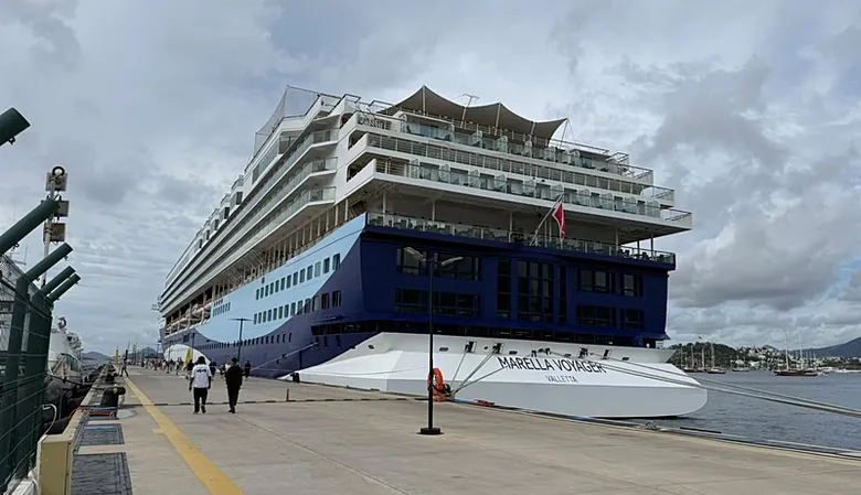 Bodrum’a Marella Voyager kruvaziyeri demir attı! 1850 turist ilçeyi gezdi