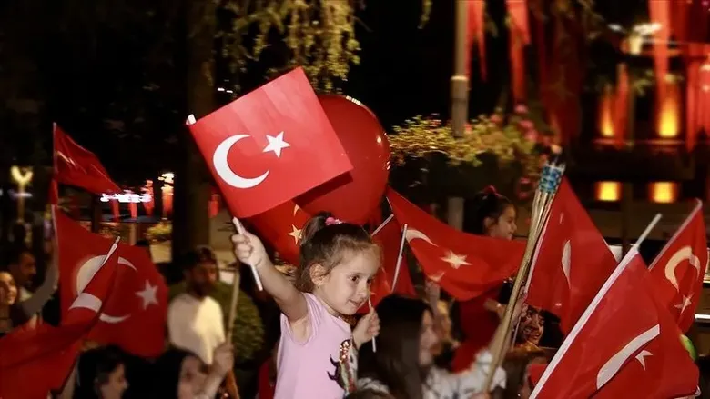 en-guzel-29-ekim-cumhuriyet-bayrami-mesajlari-2026-kisa-anlamli-duygusal-ve-resimli-kutlama-sozleri-1793168508073.png