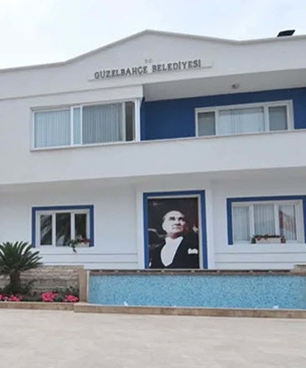 son-dakika-izmirde-guzelbahce-belediyesine-operasyon-1779783007754.jpeg