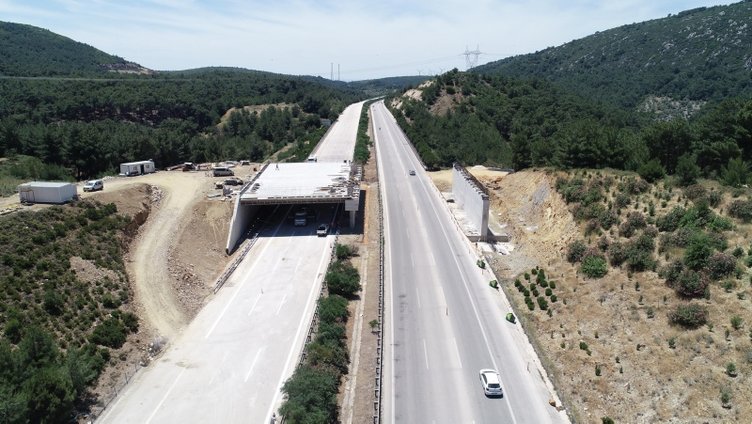 İzmir-Çeşme Otoyolu’na 3 ekolojik köprü