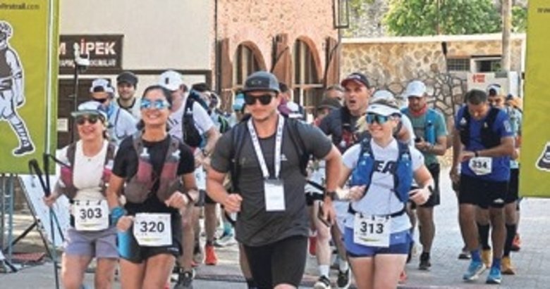 Efeler Yolu Ultra Trail Yarışları başladı
