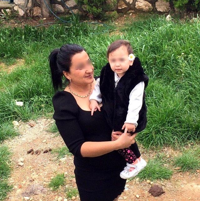 İzmir’de bebek taksiye kustu diye 400 lira isteyen şoförün işine son verildi