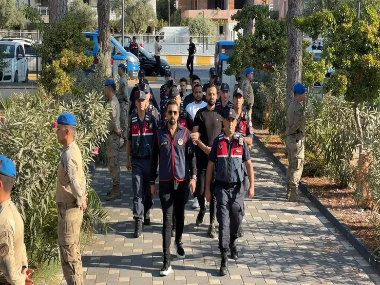 aydindaki-800-milyon-tllik-vurgunda-yeni-gelisme-tutuklu-sayisi-5e-cikti-1791121443680.jpeg