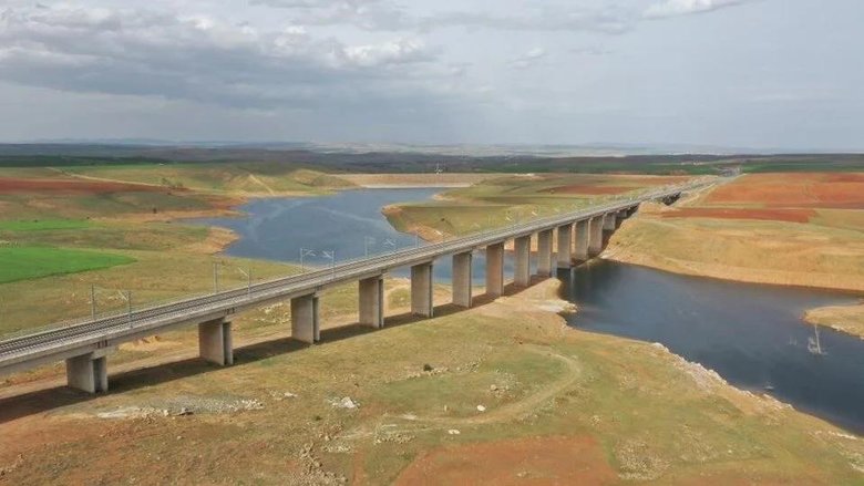 Ankara-İzmir Hızlı Treni projesinde son durum! 14 saatlik yolculuk 3,5 saate inecek