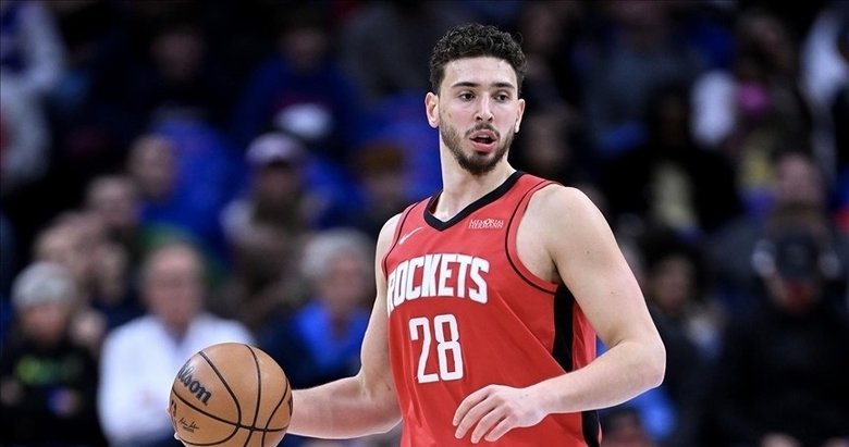 Alperen Şengün parkeye geri döndü