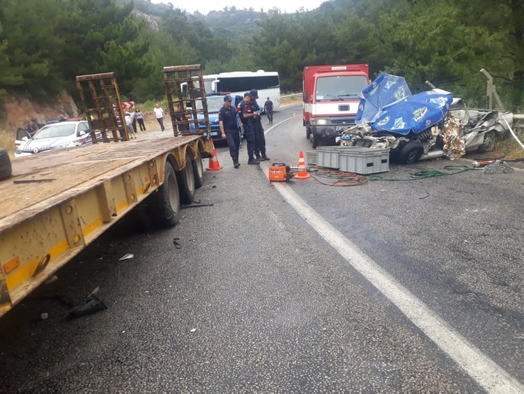 İzmir’de feci kaza! 1 kişi hayatını kaybetti