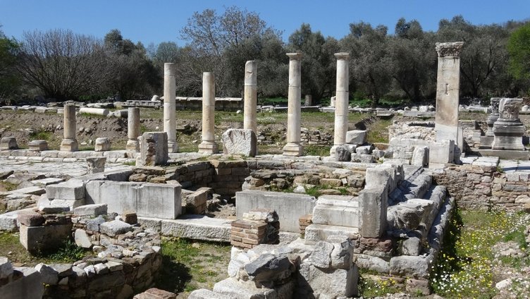 Muğla’da Roma İmparatoru’nun sütunları ayağa kaldırılacak