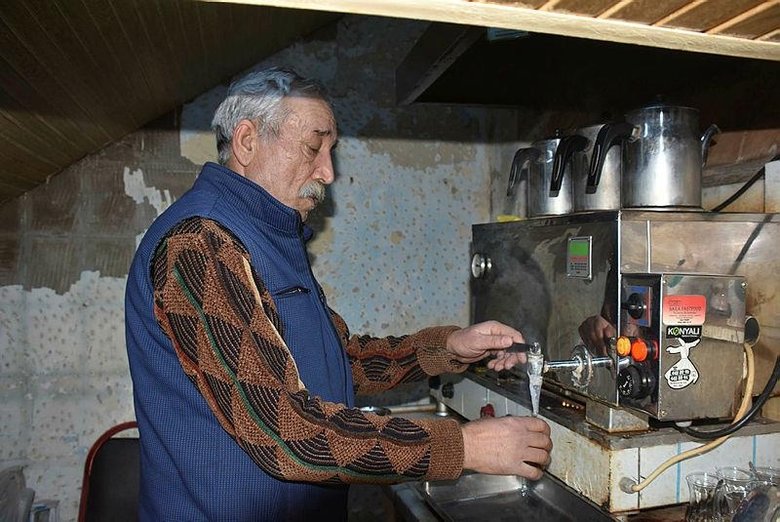 16 yıl sonra kavuştuğu kızı, beş gün sonra cinayete kurban gitti