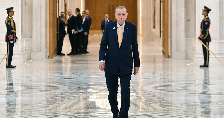 Başkan Erdoğan’dan D-8 Zirvesi’nde diplomasi trafiği