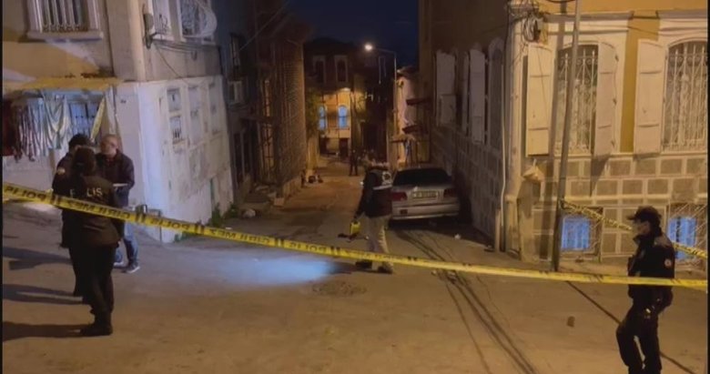 İzmir’de 6 kişinin yaralandığı yol verme kavgasıyla ilgili 2 şüpheli yakalandı