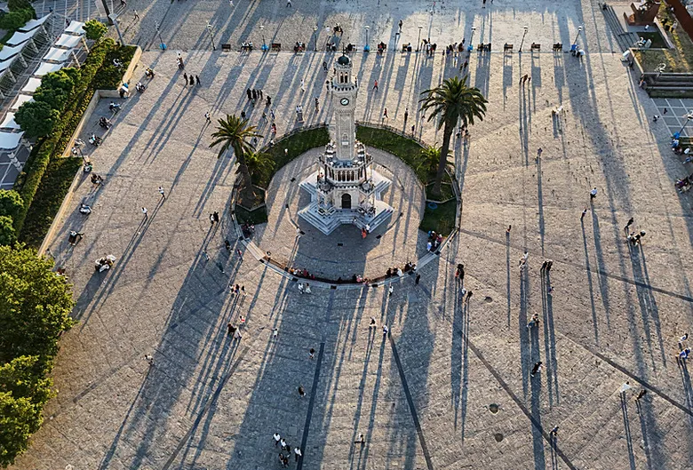 izmir-cehennem-sicaklarina-teslim-termometreler-40-dereceyi-gorecek-1784548634409.jpg