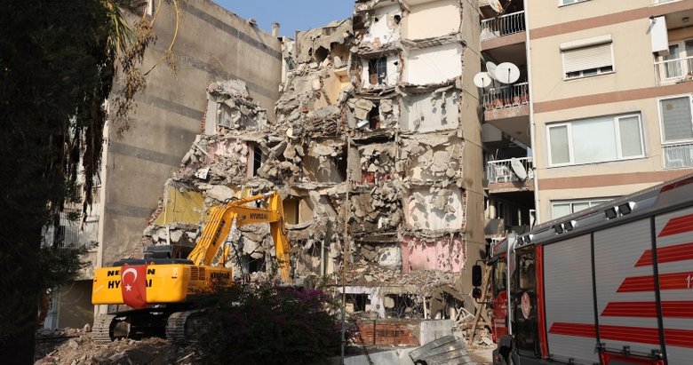 AFAD’ın İzmir depremi raporu: Beton kalitesi yetersiz, donatı detayları uygun değil