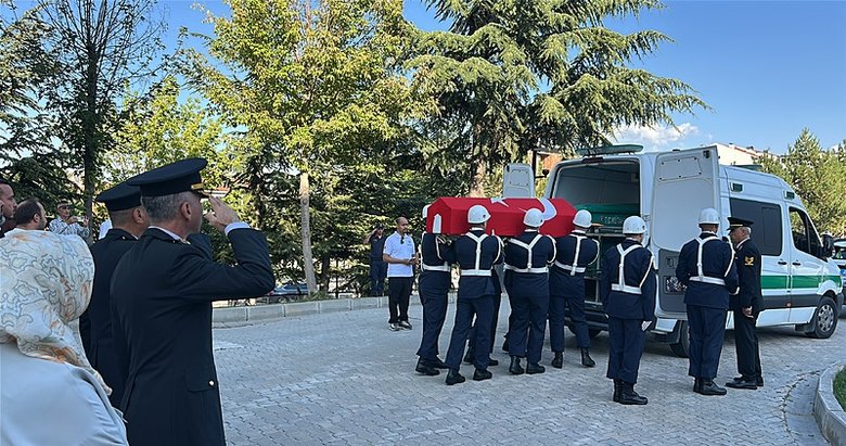 Kütahya’da yol kontrolünde görevli jandarma uzman çavuş şehit oldu!