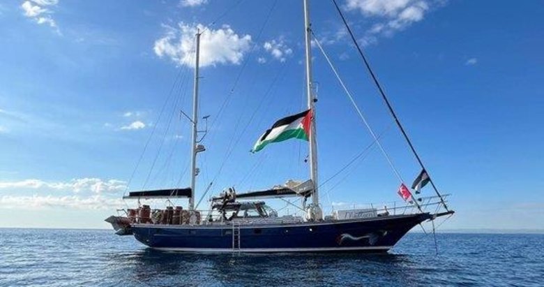 Gazze’ye giden umuda abluka! katil İsrail’den yardım taşıyan gemiye hukuk dışı müdahale