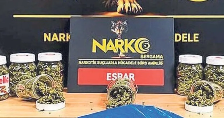 Zehir tacirlerine baskın: 3 kişiye tutuklama