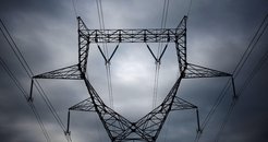 İZMİR ELEKTRİK KESİNTİSİ 15 NİSAN 2026 | İzmir'de elektrikler ne zaman gelecek? 