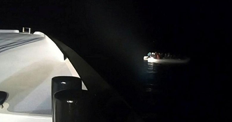 Çanakkale açıklarında 39 düzensiz göçmen kurtarıldı