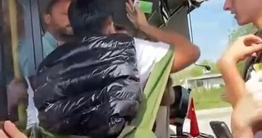 Bursa’da liseli gençten otobüs şoförüne çirkin saldırı! Kız arkadaşları da telefonla kaydetti...