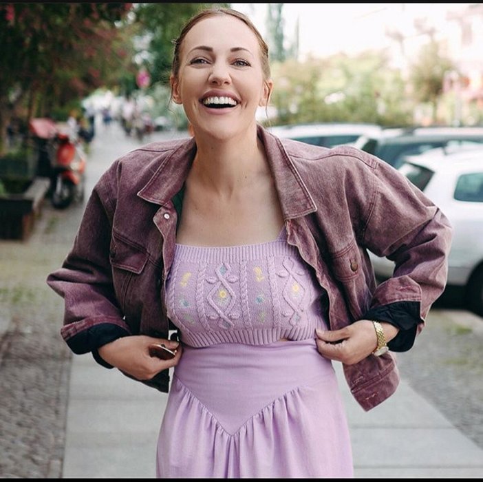 Ülkeye dönen Meryem Uzerli’den İstanbul pozları!