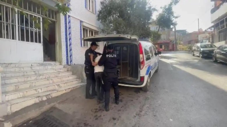 İzmir’deki polis uygulamasında aranan 818 kişi yakalandı