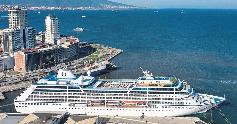 İzmir bu kruvaziyeri altı yıldır bekliyordu