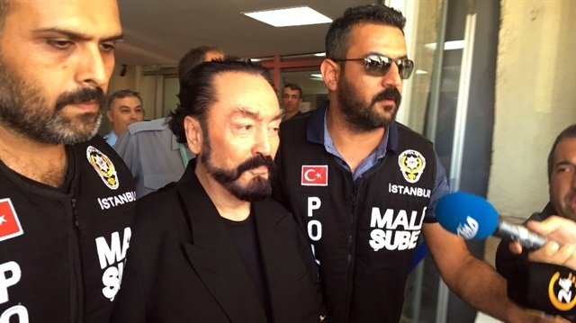 Adnan Oktar’ın kediciği Beril Koncagül ilk kez konuştu! Küfür, taciz, tecavüz...