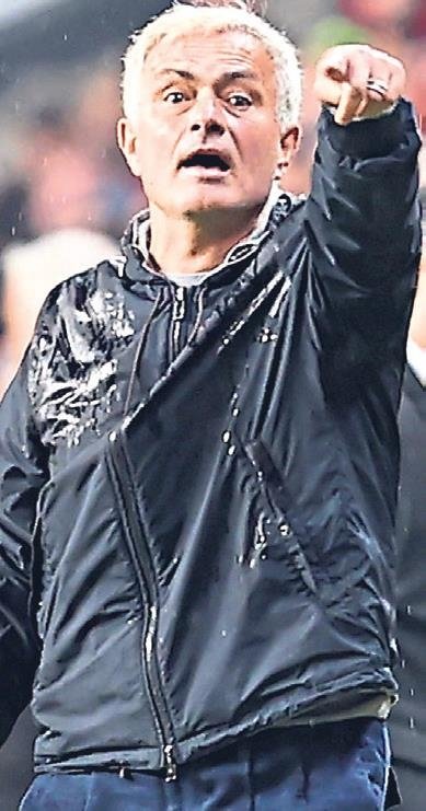 Fenerbahçe ağır yaralı