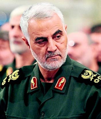 Ahvaz’daki törene yüzbinler akın etti