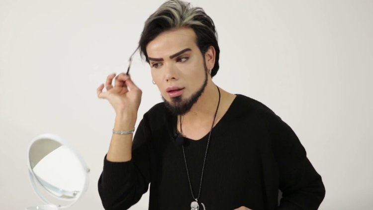 Hollywood’un makyözü Uğur Arslan Sultan’s Derm’de