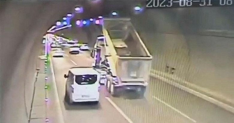 İzmir’de akılalmaz kaza! Damperi açık unutup tünele girince...