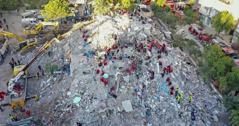 İzmir’de hasar tespit çalışmalarında son durum ne? Bakan Kurum açıkladı