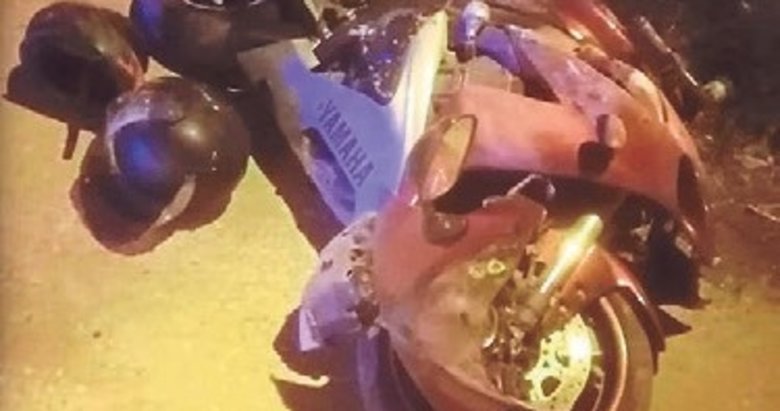 Motosiklet devrildi: 1 ölü 1 yaralı