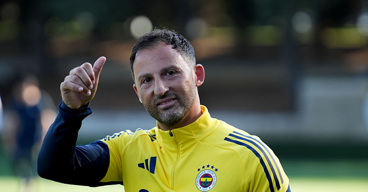 Fenerbahçe'de Tedesco kaldı