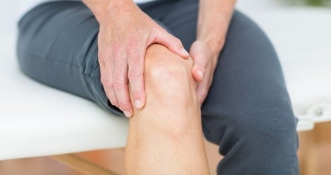 Romatoid artrit belirtileri nelerdir? İltihaplı eklem romatizması tedavisi nedir?