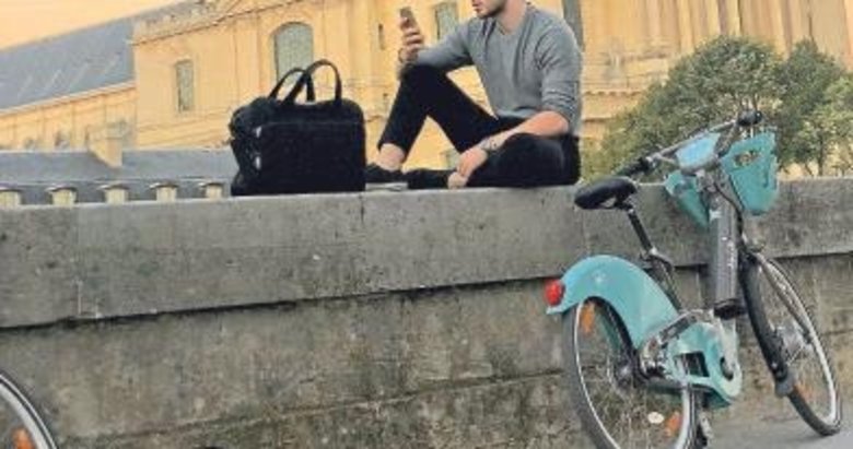 ‘Modern bir seyyahım’