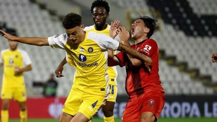 Milli futbolcumuz, Özgür Filistin diye bağırınca İsrailli futbolcuların saldırısına uğradı