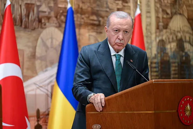 Dolmabahçe’de kritik zirve: Başkan Erdoğan, Zelenski ile ortak basın toplantısında konuştu