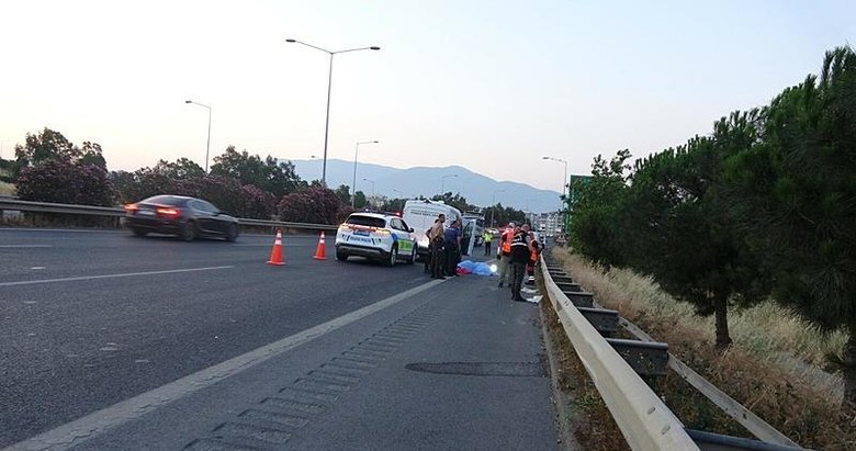 Bariyerlere çarpan sürücü kurtarılamadı